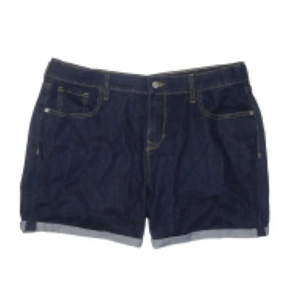 ☀️Old Navy Blue Jean Shorts with Cuffed Hem and Light Stitching🌴 - Picture 1 of 6